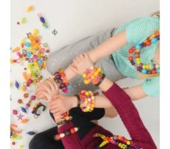 BEAUTY POPS - PERLE PER BRACCIALI E COLLANE AD INCASTRO -Magasin De Jouets Pour Bébés Et Tout-Petits beauty pops perle per bracciali e collane ad incastro b toys 2