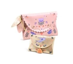 Djeco DIY SWEET FASHIONISTA - SET POCHETTE DA CREARE -Magasin De Jouets Pour Bébés Et Tout-Petits diy sweet fashionista set pochette da creare DJ07976 djeco 2