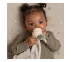 Little Dutch DOUDOU STRACCETTO GALLINA LITTLE FARM -Magasin De Jouets Pour Bébés Et Tout-Petits doudou straccetto gallina little farm ld8832 little dutch 2