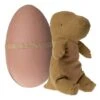 Maileg GANTOSAURO CON UOVO - MEDIUM OCRA -Magasin De Jouets Pour Bébés Et Tout-Petits gantosauro con uovo medium ocra maileg 16 2605 00