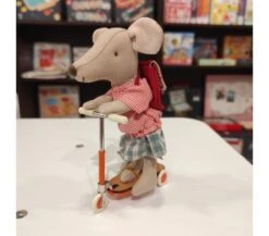 Magasin De Jouets Pour Bébés Et Tout-Petits -Magasin De Jouets Pour Bébés Et Tout-Petits micro monopattino topo verde 11 5102 02 maileg 1