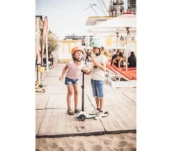 MONOPATTINO LED PIEGHEVOLE HIGHWAYKICK 3 SCOOT AND RIDE - KIWI -Magasin De Jouets Pour Bébés Et Tout-Petits monopattino led pieghevole highwaykick 3 scoot and ride kiwi 2