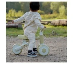 TRICICLO BONBON - PISTACCHIO -Magasin De Jouets Pour Bébés Et Tout-Petits triciclo bonbon pistacchio topmark 5