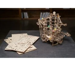 UGEARS - PISTA BIGLIE N4 - SCIVOLO A SPIRALE -Magasin De Jouets Pour Bébés Et Tout-Petits ugears models pista biglie n4 scivolo a spirale 70177 4