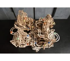 UGEARS - PISTA BIGLIE N4 - SCIVOLO A SPIRALE -Magasin De Jouets Pour Bébés Et Tout-Petits ugears models pista biglie n4 scivolo a spirale 70177 5