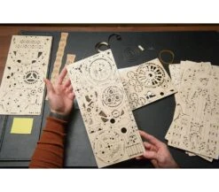 UGEARS - OROLOGIO CON TOURBILLON -Magasin De Jouets Pour Bébés Et Tout-Petits ugears orologio con tourbillon 70162 4