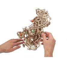 UGEARS - PISTA BIGLIE N1 - MONTACARICHI A CATENA -Magasin De Jouets Pour Bébés Et Tout-Petits ugears pista biglie n1 montacarichi a catena 70156 5